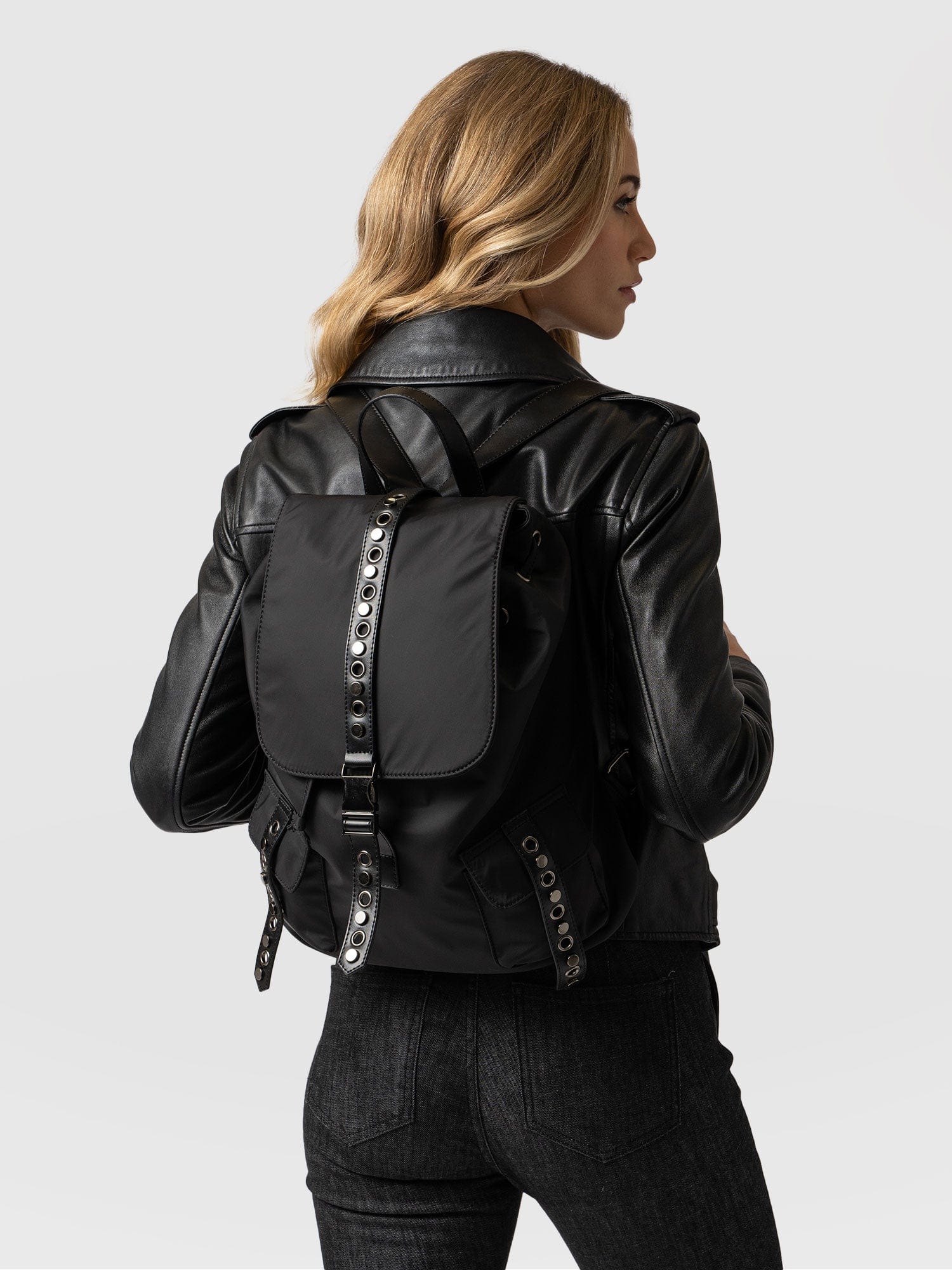 Studded Nylon Backpack Black - Women's Backpacks | Saint + Sofia® EU